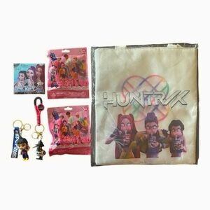 NWT-KPOP-DEMON HUNTERS BUNDLE